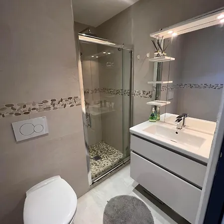 Apartament Calm With Sea View *